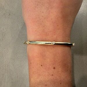 Kendra Scott Gold Bracelet with Rhinestone Accents